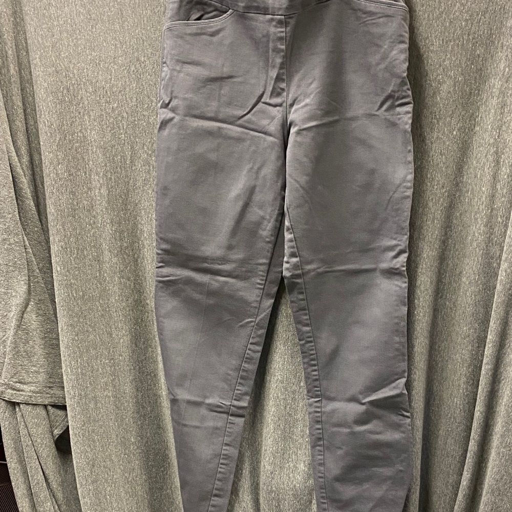Croft & Barrow Gray Skinny Pants
